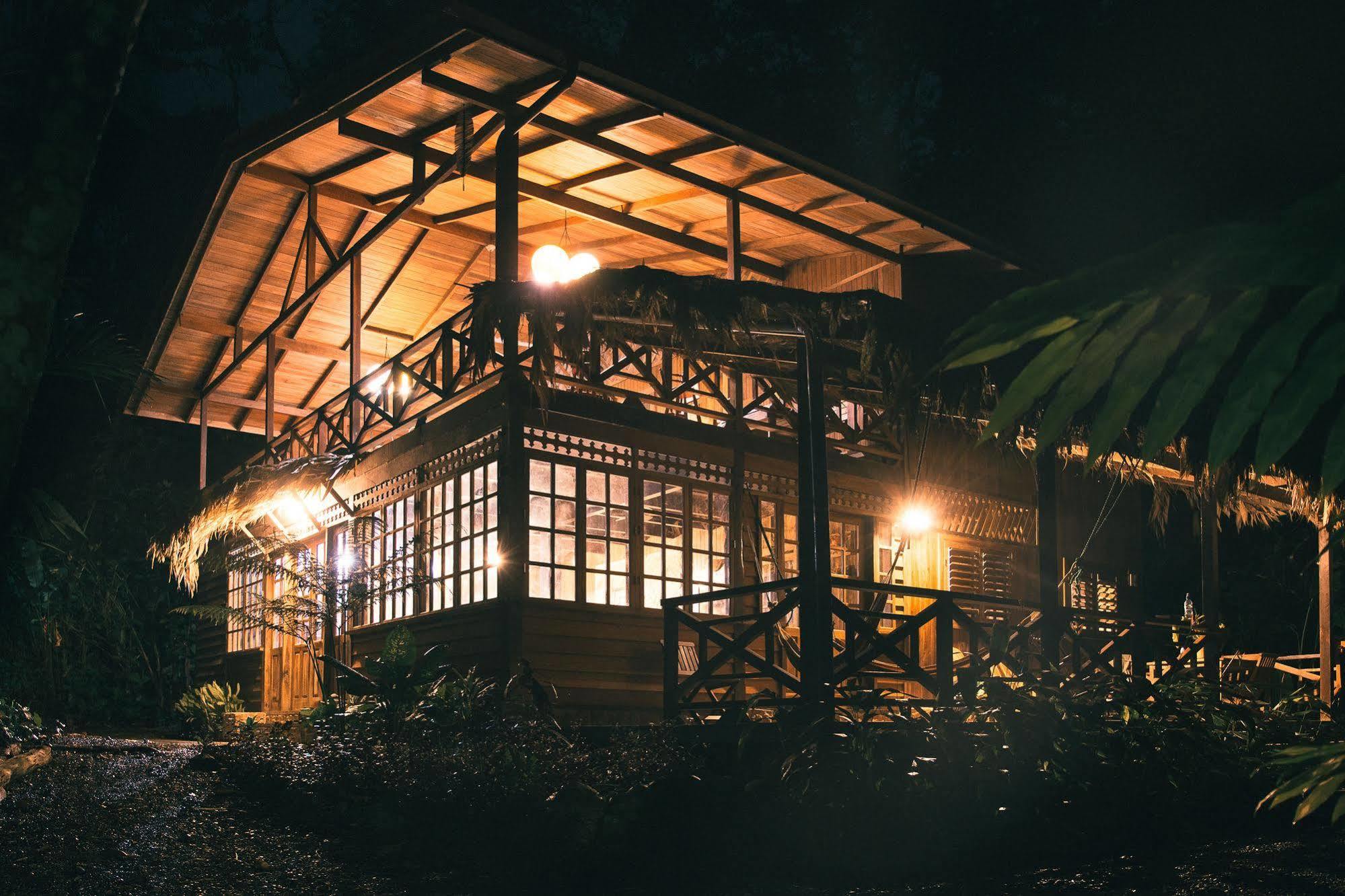 La Kukula Lodge Puerto Viejo de Talamanca Exterior foto
